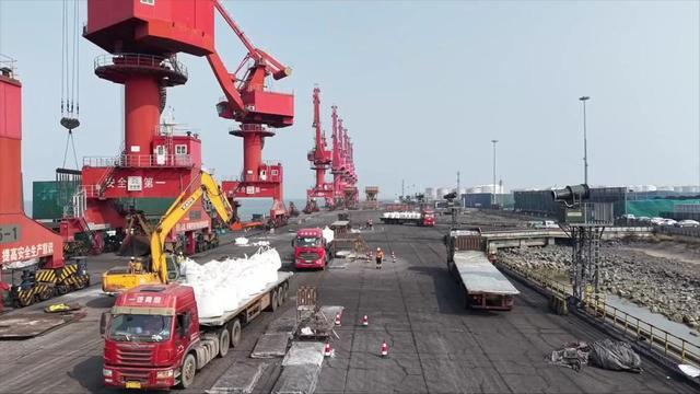  春回大地，生产就业双线发力；各地抢抓农时，绘就奋进新画卷。 新闻 春回大地，生产就业双线发力；各地抢抓农时，绘就奋进新画卷。 新闻 春回大地，生产就业双线发力；各地抢抓农时，绘就奋进新画卷。 新闻 春回大地，生产就业双线发力；各地抢抓农时，绘就奋进新画卷。 新闻 春回大地，生产就业双线发力；各地抢抓农时，绘就奋进新画卷。 新闻 春回大地，生产就业双线发力；各地抢抓农时，绘就奋进新画卷。 新闻 春回大地，生产就业双线发力；各地抢抓农时，绘就奋进新画卷。 新闻