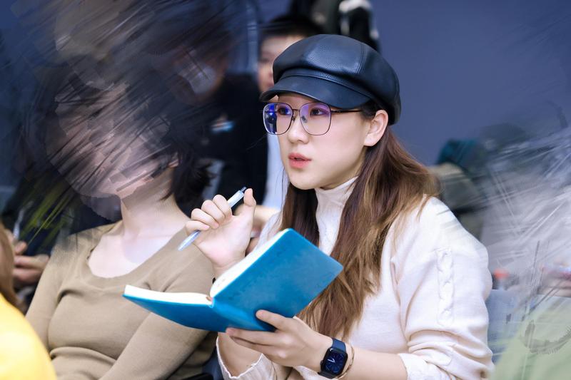  海量调用背后的突围：国产AI模型如何从边缘走向全球舞台 新闻 海量调用背后的突围：国产AI模型如何从边缘走向全球舞台 新闻 海量调用背后的突围：国产AI模型如何从边缘走向全球舞台 新闻
